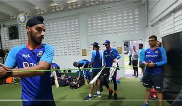 IND vs WI Series : बारिश के बीच इस तरह प्रैक्टिस करते नजर आए भारतीय खिलाड़ी, बीसीसीआई ने शेयर किया वीडियो