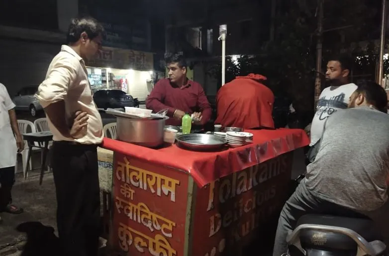 72 साल से बरेली के लोगों की जुबां पर है तोलाराम की कुल्फी का स्वाद