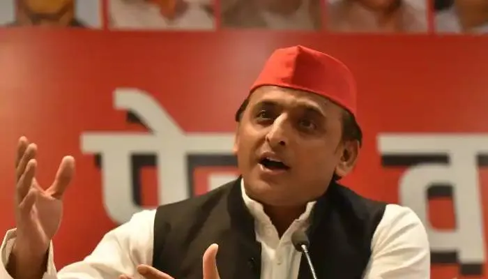 UP Lekhpal Exam 2022: अखिलेश ने भाजपा पर साधा निशाना, कहा- सरकार नहीं चाहती लोगों को नौकरी मिले