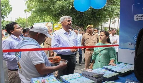 मुरादाबाद : डीएम ने किया संचारी रोग नियंत्रण एवं दस्तक अभियान का शुभारंभ