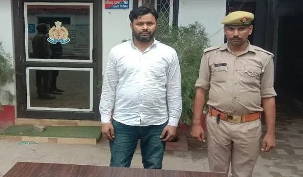 रामपुर: पुलिस ने पकड़ा 25 हजार का इनामी बदमाश, कई मामलों में चल रहा था फरार