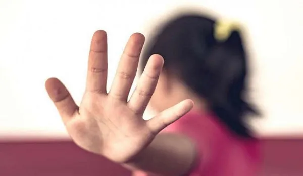 बिजनौर: अंक बढ़ाने के नाम पर छात्रा से फोन पर अश्लीलता, अभिभावकों ने कॉलेज में किया हंगामा