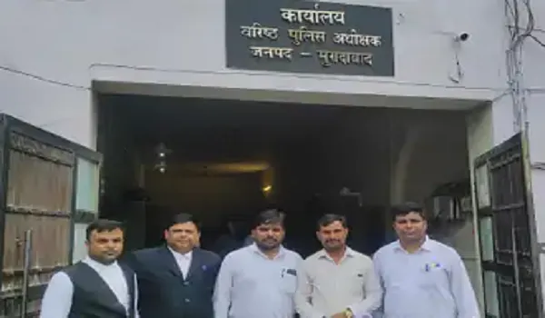 मुरादाबाद : फिल्म मेकर पर मुकदमे की मांग को लेकर अधिवक्ता ने दी एसएसपी को तहरीर