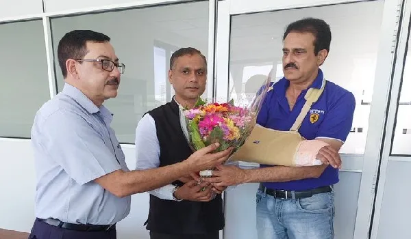 श्रीलंका में भारतीय दूतावास के अफसर पर हमला, सरकार ने कहा हालात पर रखें नजर