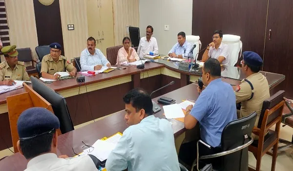 संभल: ‘कांवड़ यात्रा की ड्यूटी में लापरवाही पर होगी कार्रवाई’