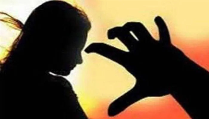 मेरठ: पांच किशोरों ने किशोरी का अश्‍लील वीडियो बनाकर किया वायरल