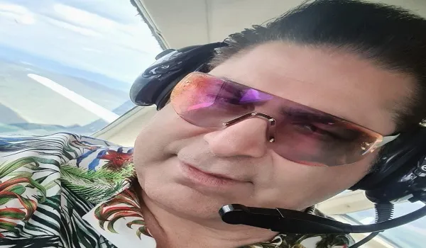 रामपुर: भारतीय कानून के मुताबिक पायलट का लाइसेंस और प्रशिक्षण लेने में जुटे नवेद मियां