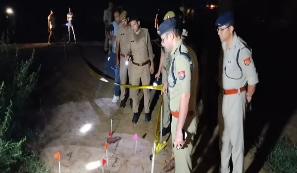 अमरोहा : पुलिस मुठभेड़ में एक लाख का इनामी बदमाश घायल, सिपाही के हाथ में लगी गोली