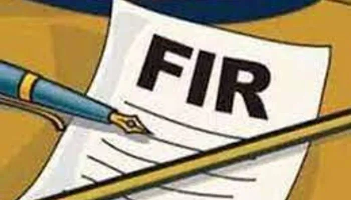 गाजियाबाद: भाजपा नेता पर युवक ने तानी पिस्टल, केस दर्ज…जानें पूरा मामला