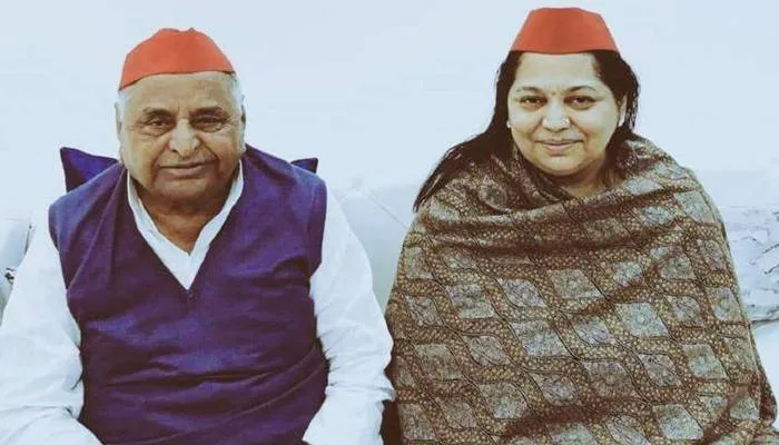 लखनऊ में आज होगा मुलायम सिंह यादव की पत्नी साधना का अंतिम संस्कार, जानिए अपने पीछे छोड़ गई हैं कितनी संपत्ति