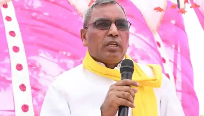 जुदा हुई राहें: सपा की चिट्ठी पर राजभर का जवाब- ‘उधर से तलाक आया, हमने कबूल कर लिया’