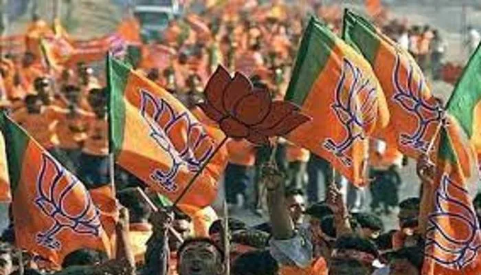 रायबरेली: भाजपाइयों ने राजस्थान के मुख्यमंत्री के खिलाफ किया प्रदर्शन, एसडीएम को सौंपा ज्ञापन