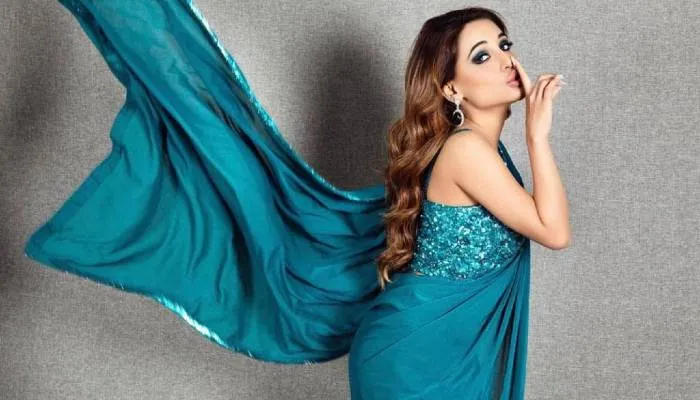 श्लोका पंडित सुरेश कृष्णन द्वारा निर्देशित और प्रेरणा अरोड़ा द्वारा निर्मित एक हिंदी फिल्म में करेंगी अभिनय