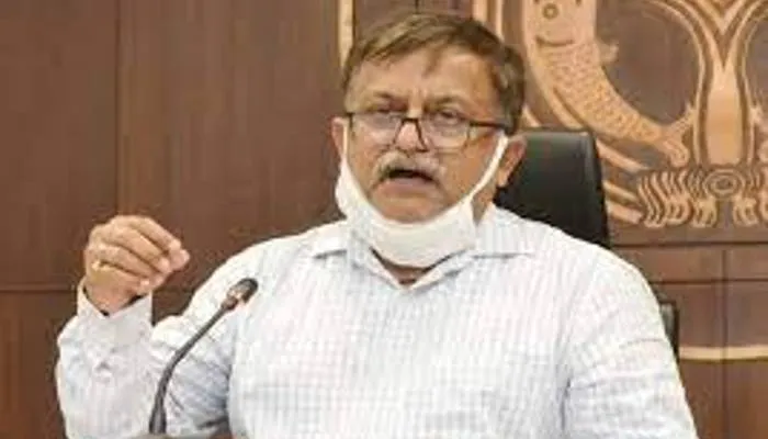 इटावा: बुंदेलखंड एक्सप्रेस वे के निर्माण कार्य का अवनीश अवस्थी ने किया निरीक्षण, दिये निर्देश