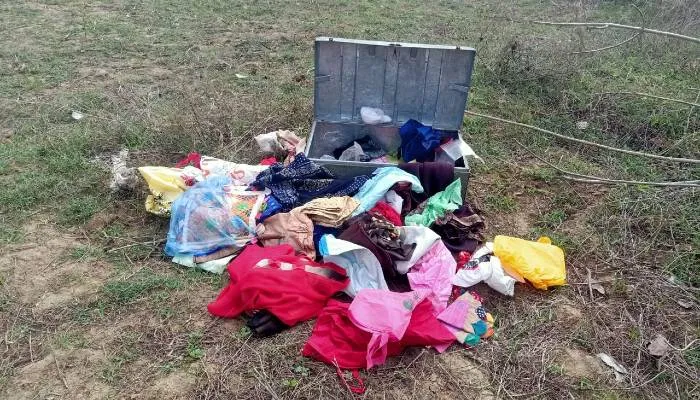 गोंडा: मध्यनगर गांव में चोरी की वारदात, 2.50 लाख रुपये के जेवर व नकदी ले उड़े चोर