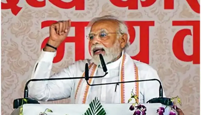 वाराणसी में बोले पीएम मोदी- ‘शॉर्टकट से कुछ नेताओं का भला हो सकता है लेकिन देश का नहीं’