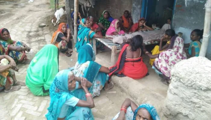 अयोध्या: इंजन के सॉफ्ट में फंसी साड़ी, महिला की मौत