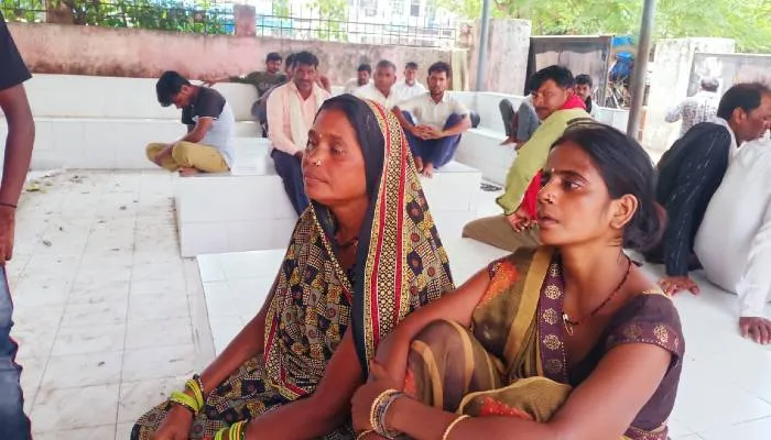 उन्नाव: खेत में पानी लगाने जा रहे युवक की पीट-पीटकर हत्या, इलाके में हड़कंप, जानें वजह