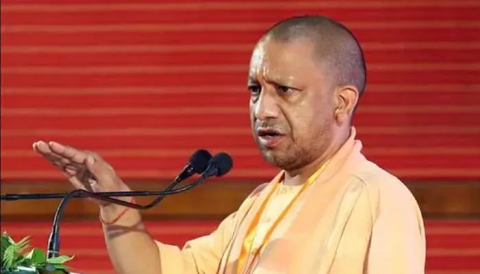 जीवन के लिये जल का महत्व समझाते हुए सीएम योगी ने की बूंद-बूंद पानी बचाने की अपील