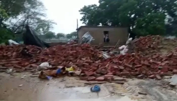रायबरेली: भाजपा नेता के मकान व कार्यालय पर चला बुलडोजर, जानें वजह