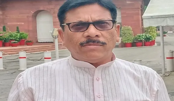 रामपुर: सांसद ने ट्रामा सेंटर खुलवाए जाने के लिए केंद्रीय स्वास्थ्य मंत्री को दिया पत्र