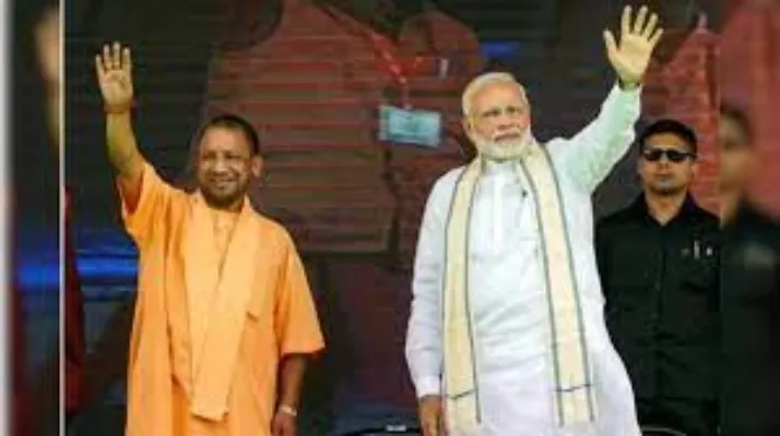 वाराणसी : पीएम मोदी ने काशी को दी 1700 करोड़ की सौगात, सीएम योगी ने किया स्वागत