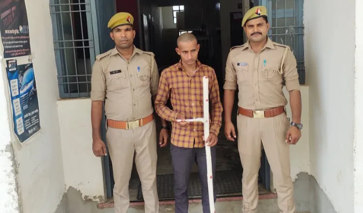 बरेली: अधेड़ की भाला मारकर हत्या करने वाले आरोपी को पुलिस ने किया गिरफ्तार