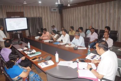 हल्द्वानी: बच्चों के साथ जूनियर रेडक्रॉस सोसाइटी बनाने की तैयारी, जिलाधिकारी ने दिए निर्देश