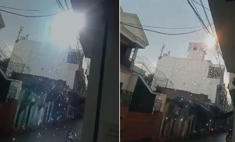 पीलीभीत: तार टकराए तो भड़क उठी चिंगारी, मचा हड़कंप, देखें वीडियो