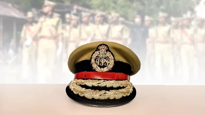 लखनऊ : कहीं तबादला तो कहीं अतिरिक्त प्रभार की सौंपी कमान …पढ़ें पूरी खबर
