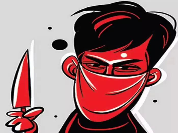 लखनऊ : अतिक्रमण के विरोध में कैंची से काटा कान…पढ़ें पूरा मामला