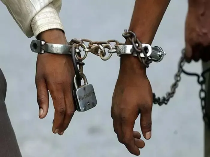 लखनऊ : मासूम से दुष्कर्म करने वाला समेत चार बदमाश गिरफ्तार…जानें कौन हैं यह
