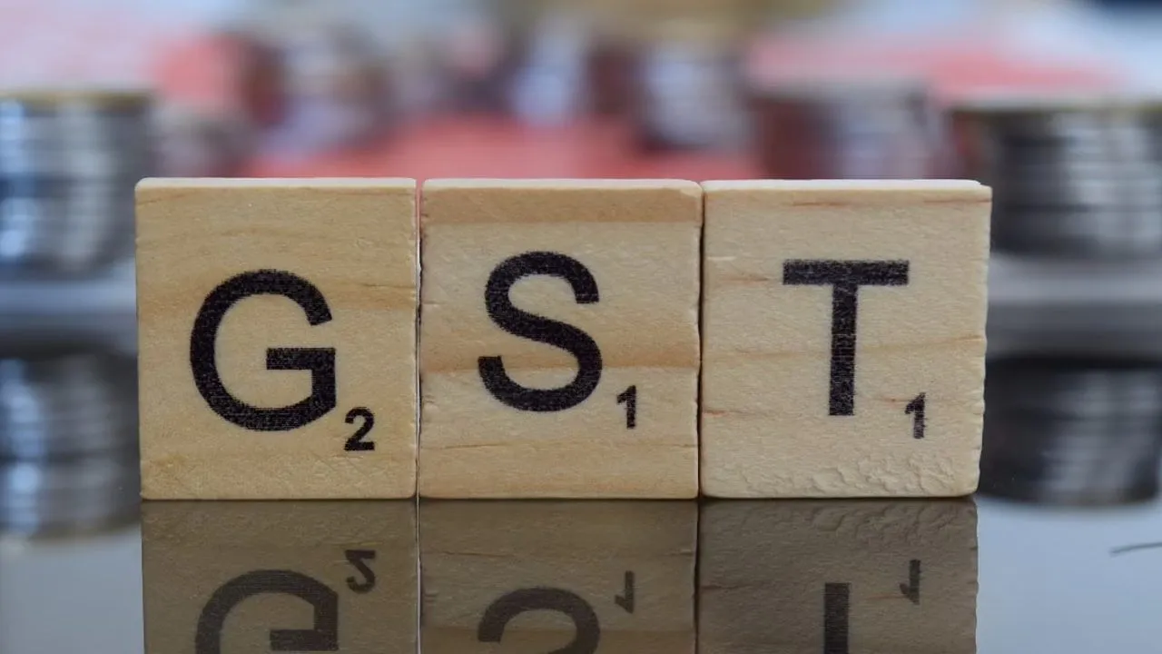 बरेली: जीएसटी के दायरे में 24 खाद्य पदार्थ, आदेश का इंतजार