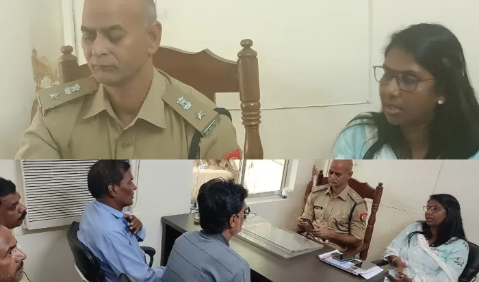 गोरखपुर: बेहतर यातायात व्यवस्था के लिए एसपी ट्रैफिक और आरटीओ ने की ई रिक्शा यूनियन के साथ बैठक