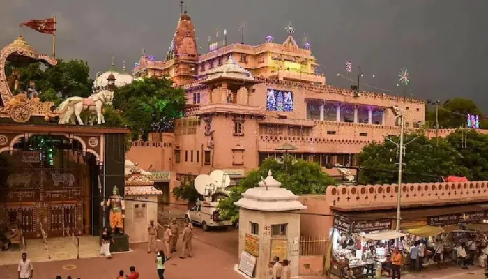 श्रीकृष्ण जन्मभूमि वाद: वादी के कृष्ण का वंशज होने के दावे पर उठे सवाल