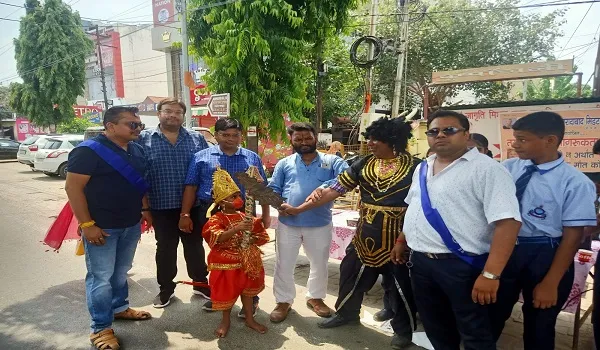 मुरादाबाद: नुक्कड़ नाटक के माध्यम से बताई तम्बाकू की हानियां