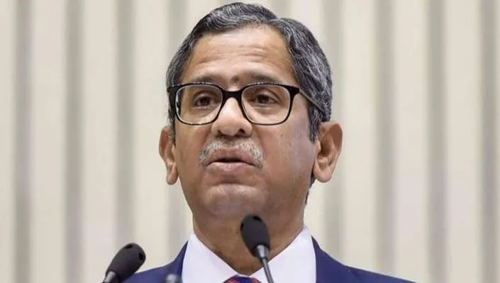 कार्यपालिका, विधायिका और न्यायपालिका संवैधानिक विश्वास के समान रूप से रक्षक हैं: चीफ जस्टिस