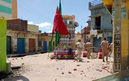 बरेली : मोहर्रम के जुलूस निकलने के दौरान पथराव, पुलिस ने पाया स्थिति पर काबू
