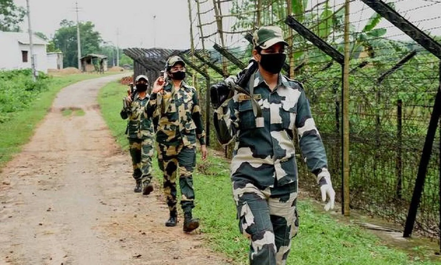 त्रिपुरा में भारत-बांग्लादेश सीमा पर मुठभेड़, बीएसएफ का जवान गंभीर रूप से घायल