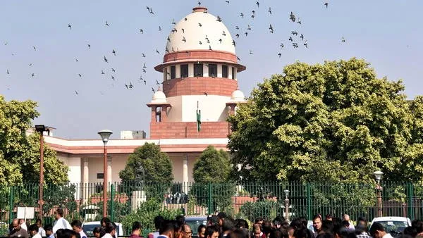 रेवड़ी कल्चर पर सुप्रीम कोर्ट का अहम फैसला, 3 जजों की बेंच को पुनर्विचार के लिए भेजा