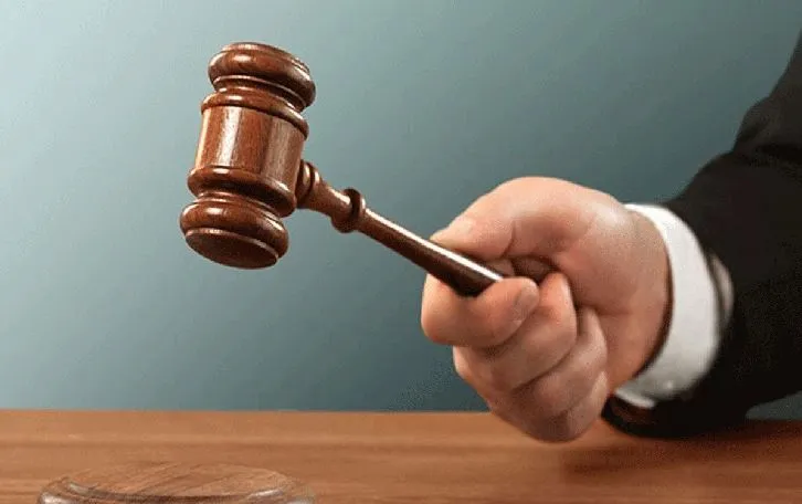 कोर्ट ने मारपीट मामले में दी जमानत, गिरफ्तारी प्रक्रिया में चूक के लिए पुलिस को लगाई फटकार