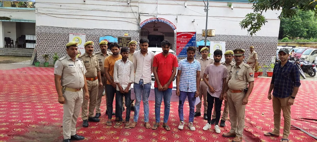 शाहजहांपुर: राजस्थान के जालसाज समेत सात लोग गिरफ्तार