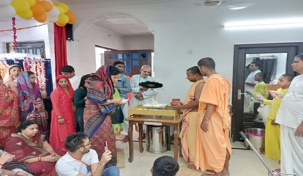 इस्कॉन संस्थापकाचार्य श्रील प्रभुपाद का मनाया गया आविर्भाव दिवस