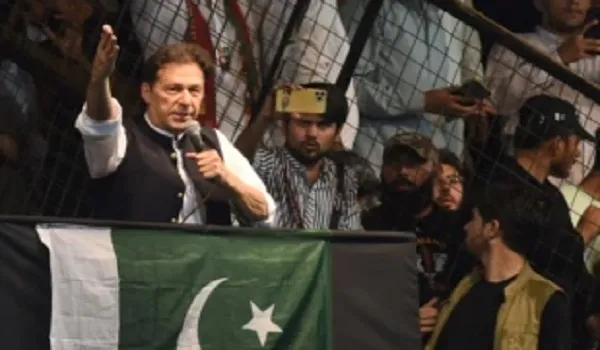 इमरान पर आतंकवाद का आतंकवाद : अमेरिका ने कहा पाकिस्तान में किसी दल की तरफदारी नहीं