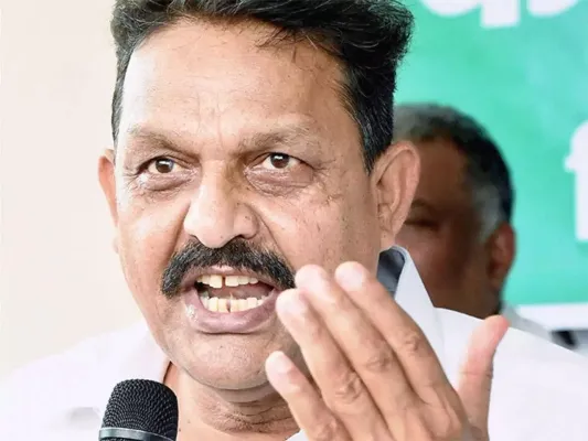 गाजीपुर : बीएसपी सांसद अफजाल अंसारी ने योगी सरकार पर साधा निशाना, कुर्की पर कही यह बड़ी बात