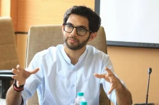 अधिकारी मुंबई में दशहरा रैली के लिए किए गए आवेदन को स्वीकार नहीं कर रहे: आदित्य ठाकरे