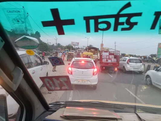 गोरखपुर : बस्ती से आई एंबुलेंस को गोरखपुर में मिला ग्रीन कॉरिडोर, बच गयी घायल की जान