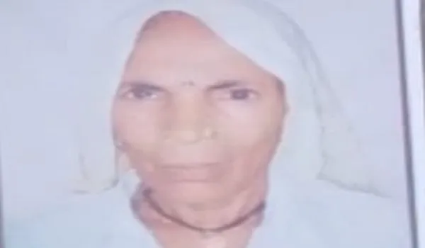 अमरोहा: छत पर कपड़े उतारने गई वृद्धा का पैर फिसलने से मौत