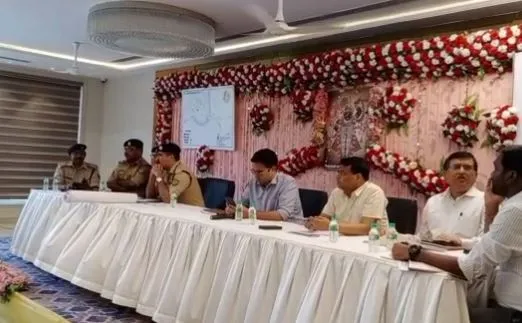 मथुरा: राधाष्टमी की तैयारियों को लेकर हुई समीक्षा बैठक, छह जोन और 16 सेक्टर में बांटा गया बरसाना
