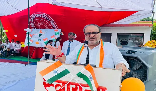 अमरोहा : कैबिनेट मंत्री ने कहा क्रांतिकारियों ने प्राणों की बाजी लगाकर दिलाई आजादी